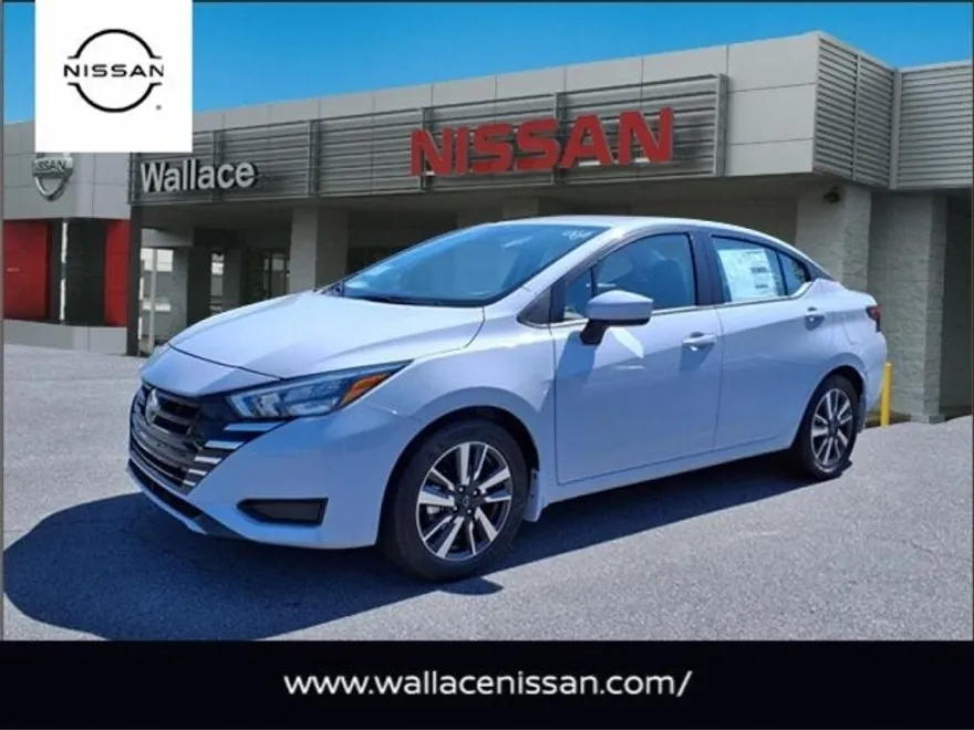 2025 Nissan Versa SV photo 1