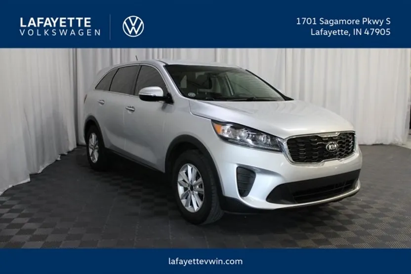 2019 Kia Sorento LX photo 1
