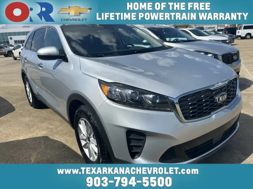 2020 Kia Sorento LX photo 1