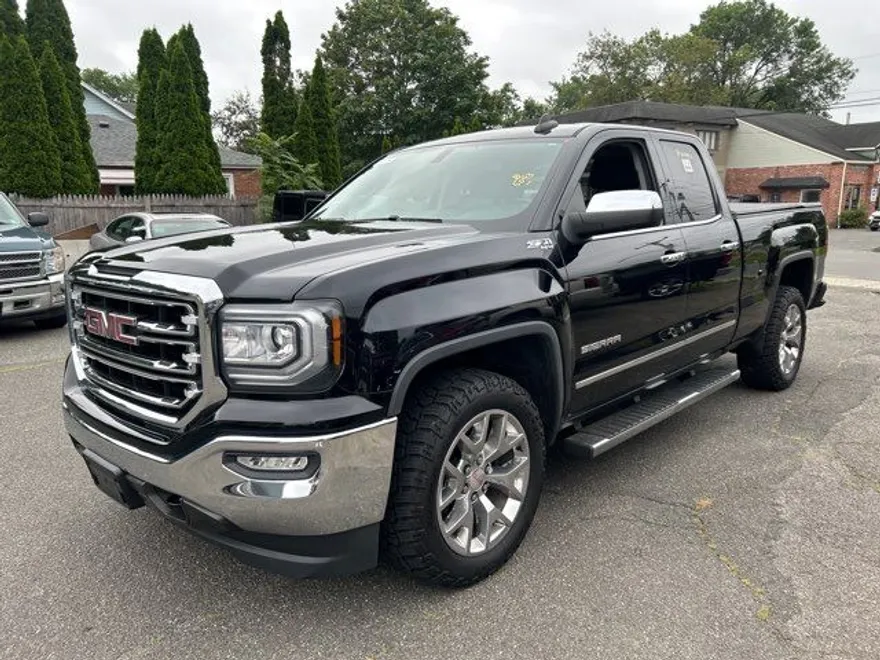 2018 Gmc Sierra 1500 SLT photo 1