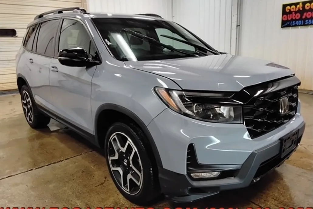 2023 Honda Passport Elite photo 1