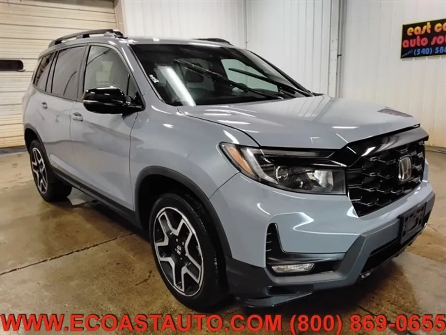 2023 Honda Passport Elite photo 1
