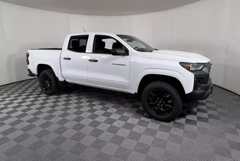2026 Chevrolet Colorado Work Truck photo 1