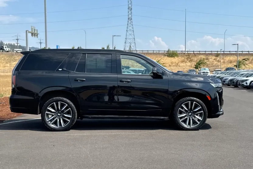 2021 Cadillac Escalade Sport photo 1