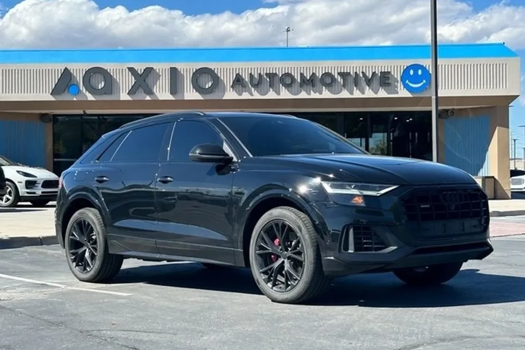 2021 Audi Q8 55 Premium photo 1