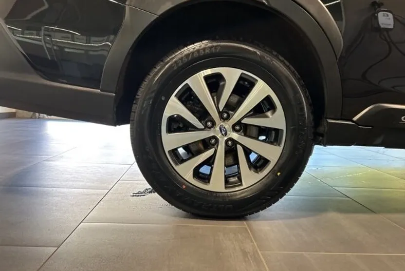 2023 Subaru Outback Premium photo 1
