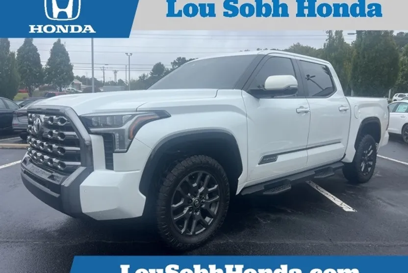 2025 Toyota Tundra Platinum photo 1