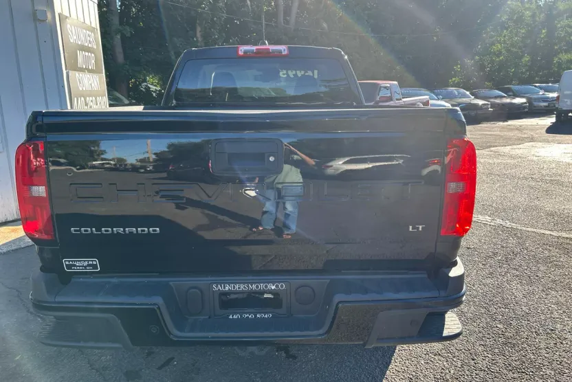 2022 Chevrolet Colorado LT photo 1
