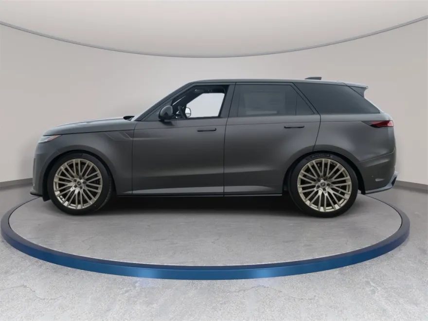 2025 Land Rover Range Rover Sport photo 1