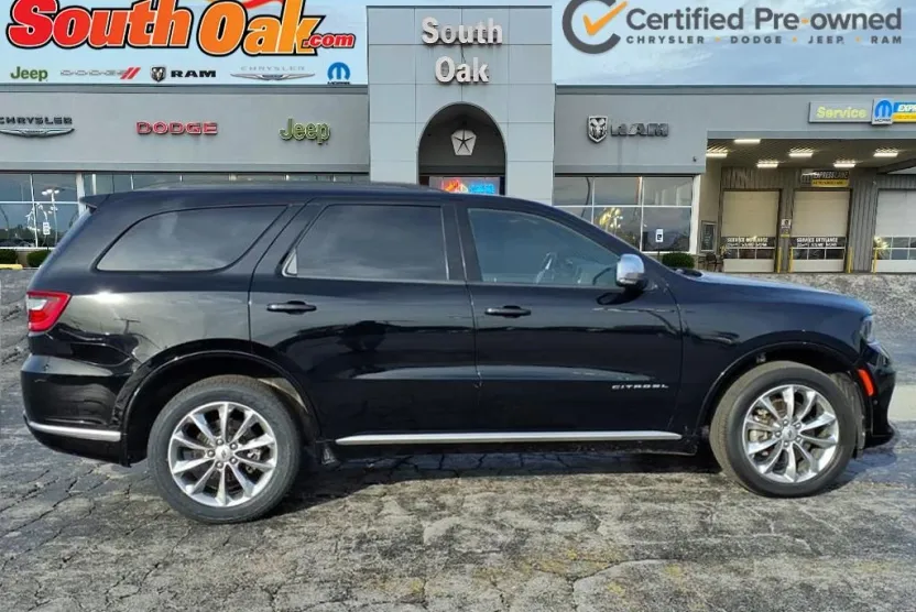 2022 Dodge Durango Citadel photo 1