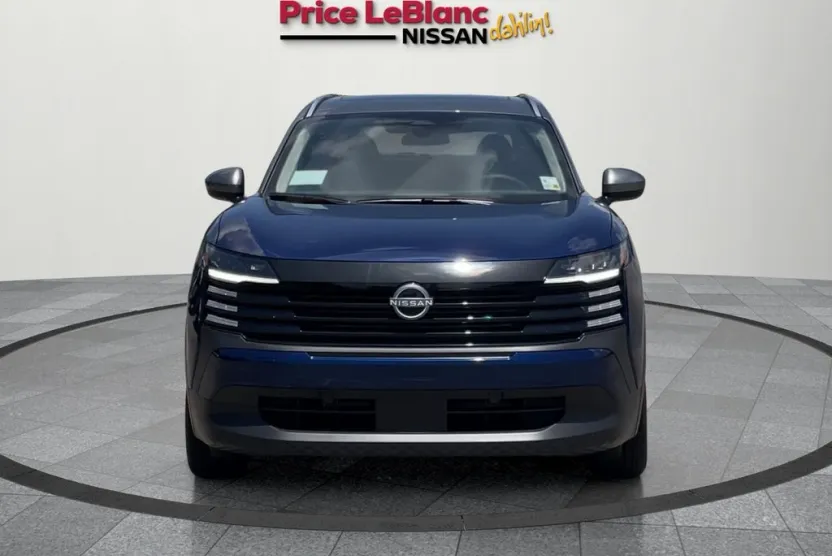 2025 Nissan Kicks SV photo 1
