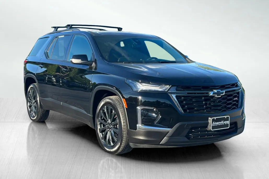 2023 Chevrolet Traverse RS photo 1