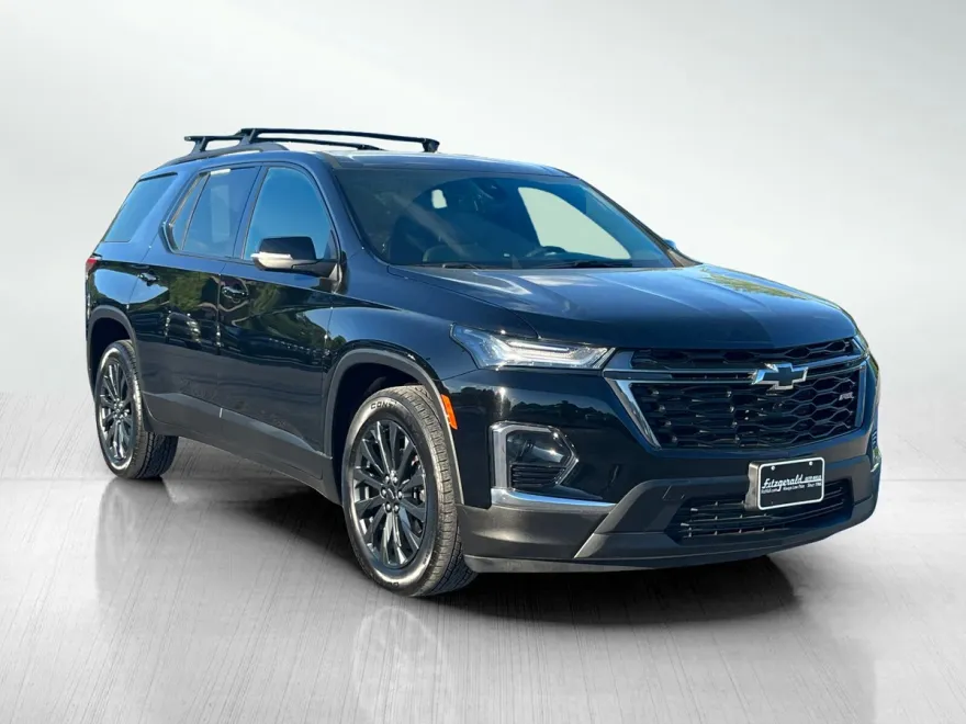 2023 Chevrolet Traverse RS photo 1