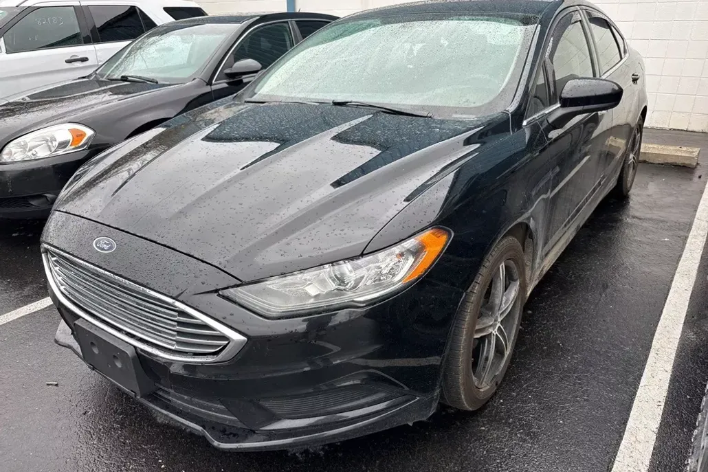 2017 Ford Fusion SE photo 1