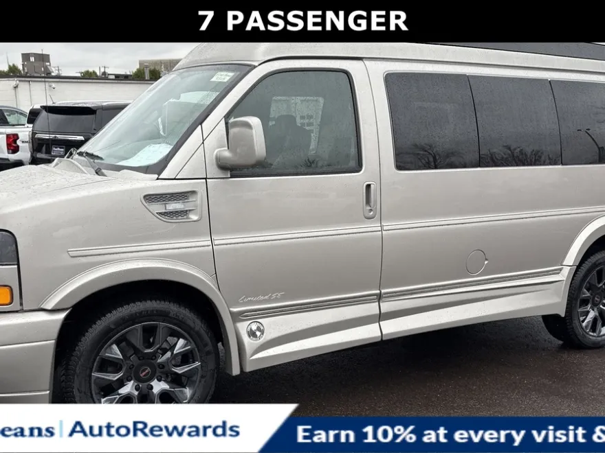2025 Gmc Savana Cargo 2500 photo 1