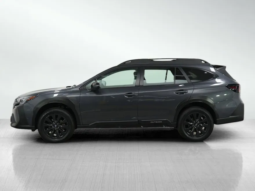 2023 Subaru Outback Onyx Edition photo 1