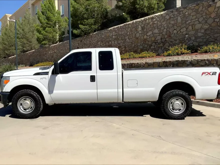 2011 Ford F-250 XL photo 1
