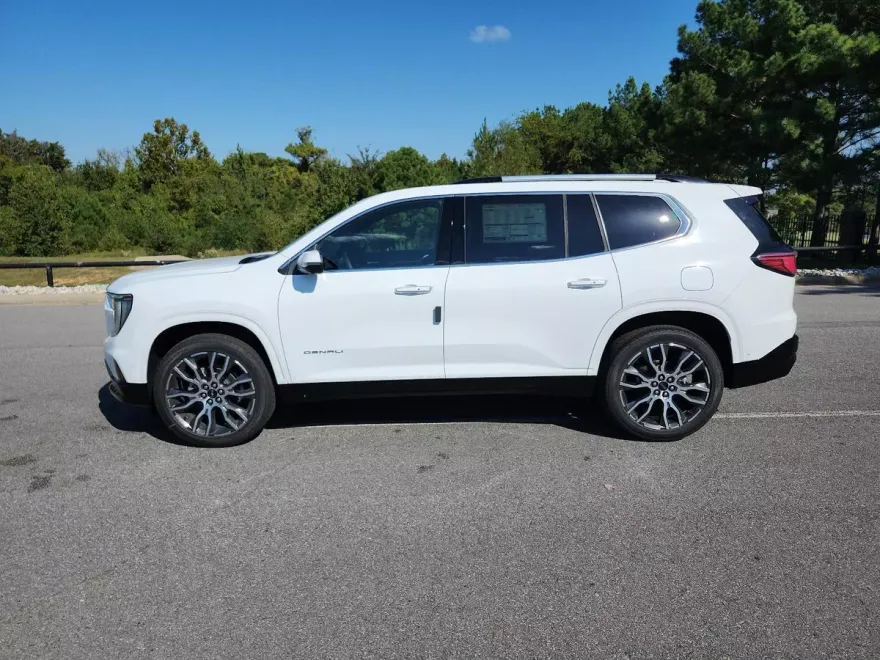 2026 Gmc Acadia Denali photo 1