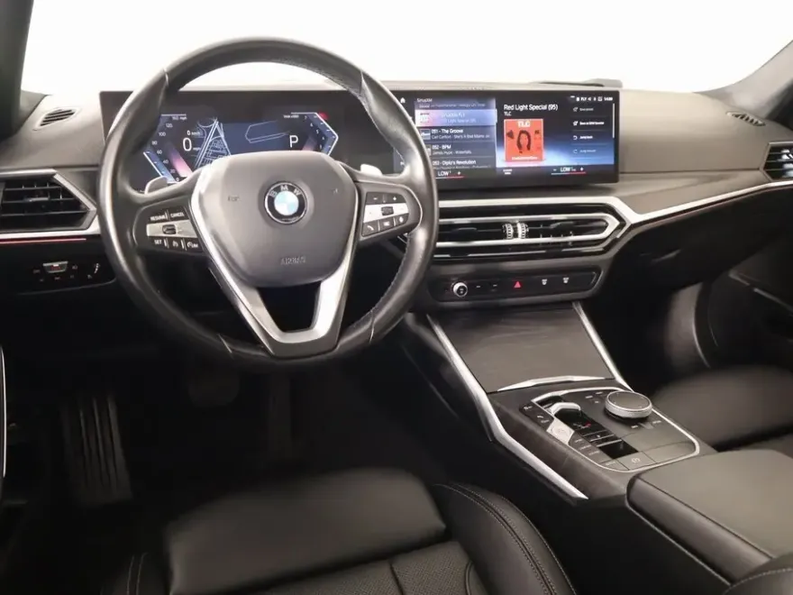 2024 Bmw 330i photo 1