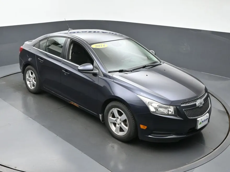 2014 Chevrolet Cruze photo 1