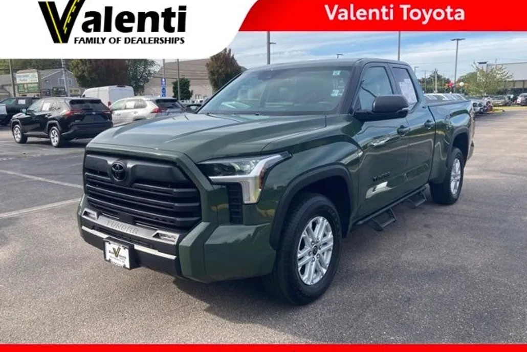 2022 Toyota Tundra SR5 Double Cab photo 1