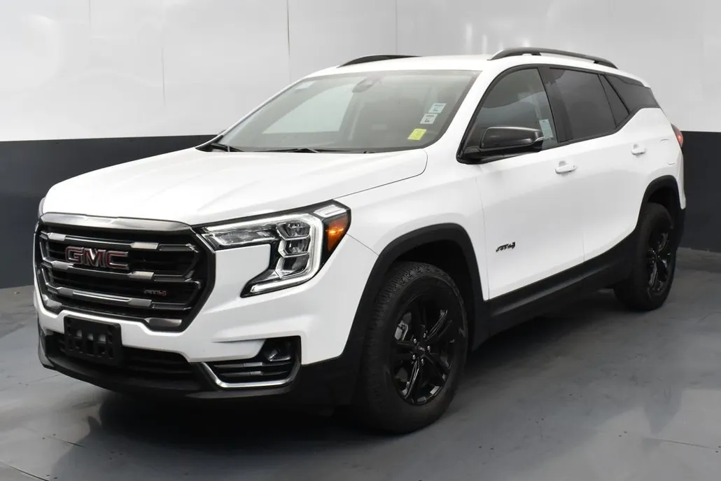 2023 Gmc Terrain AT4 photo 1