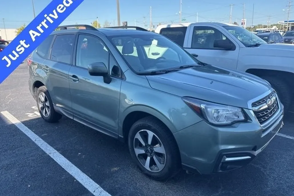 2017 Subaru Forester Premium photo 1