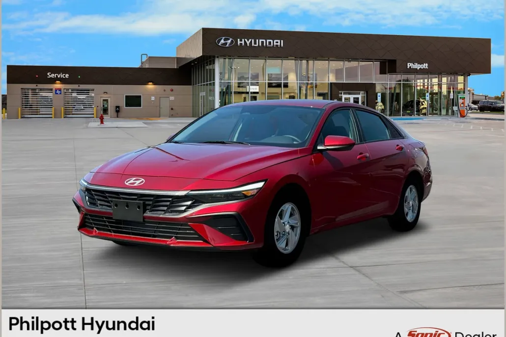 2025 Hyundai Elantra SE photo 1