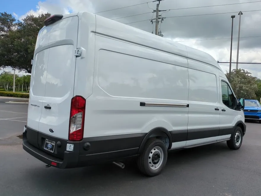 2025 Ford Transit Cargo Van photo 1