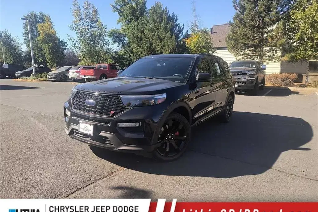 2020 Ford Explorer ST photo 1