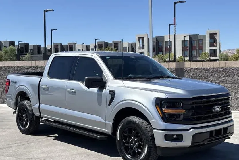 2024 Ford F-150 XLT photo 1