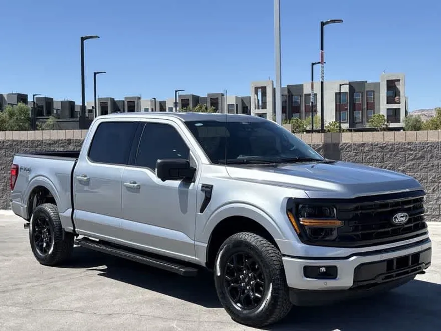 2024 Ford F-150 XLT photo 1