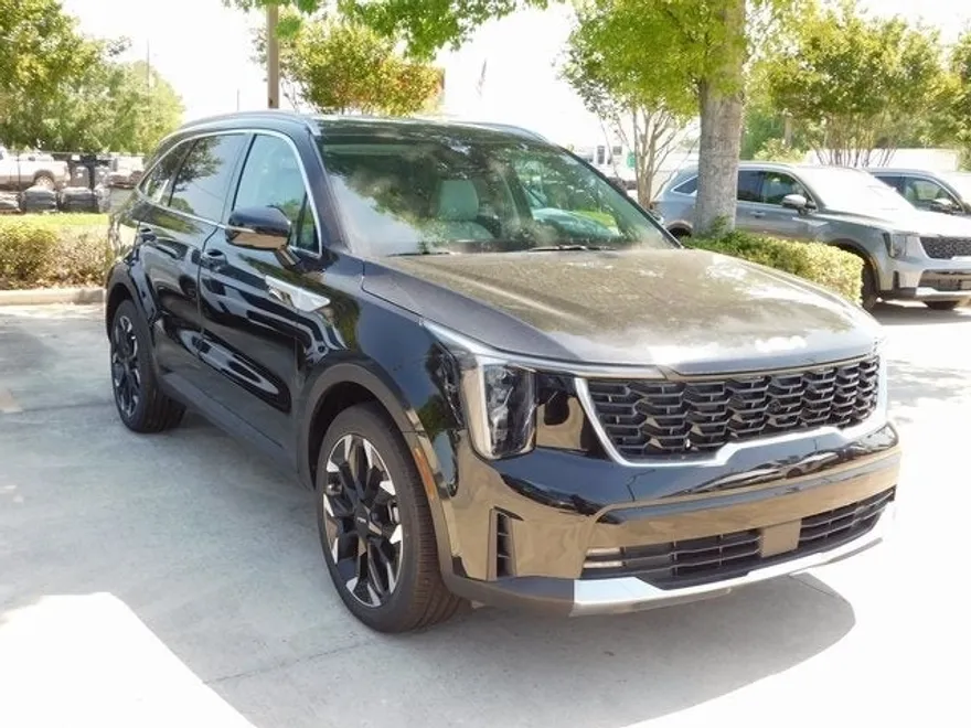 2025 Kia Sorento EX photo 1