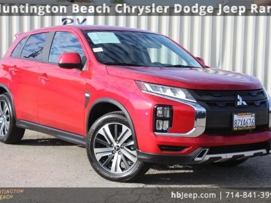 2020 Mitsubishi Outlander Sport SE photo 1