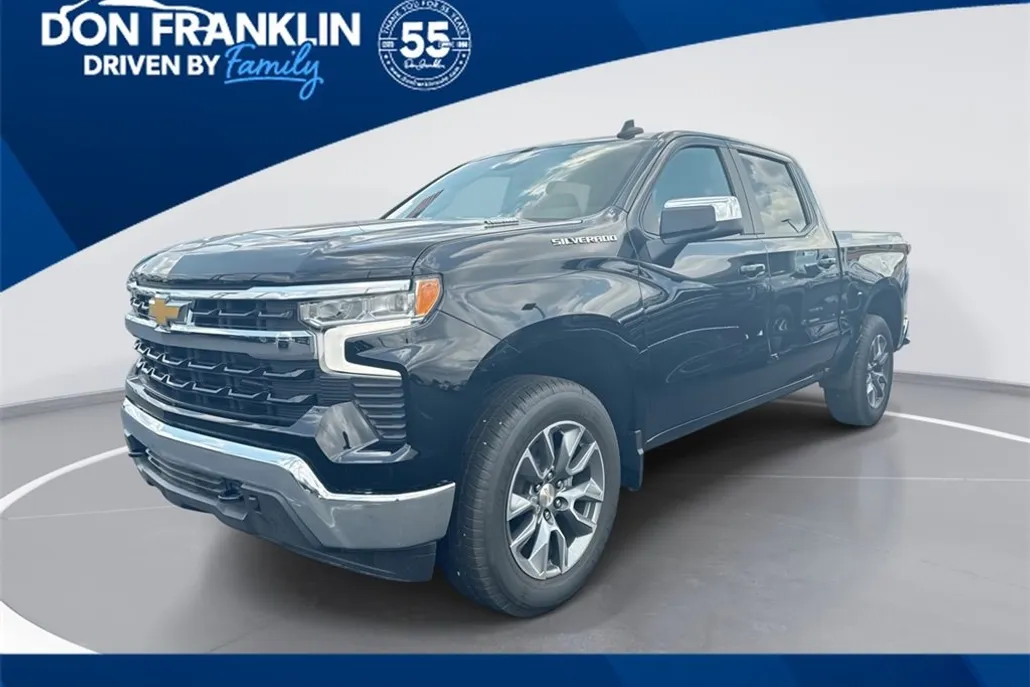 2026 Chevrolet Silverado 1500 LT photo 1