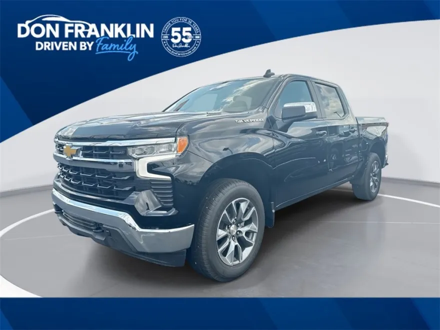 2026 Chevrolet Silverado 1500 LT photo 1