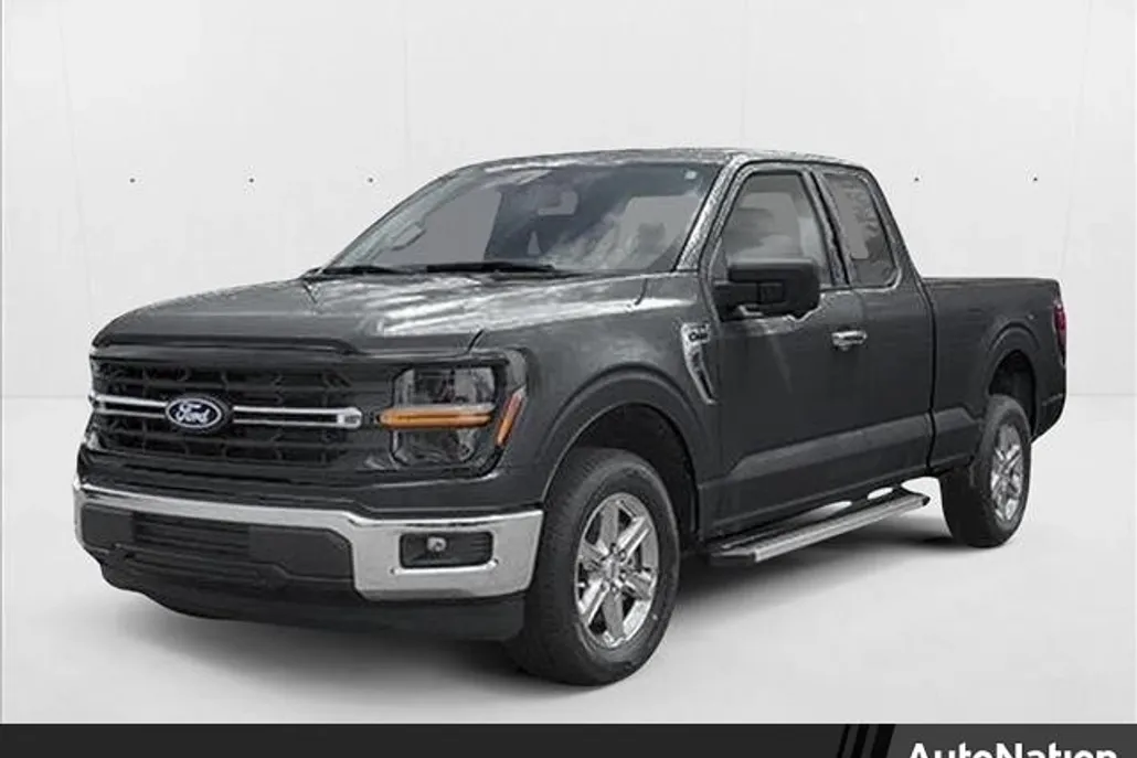 2025 Ford F-150 XLT photo 1