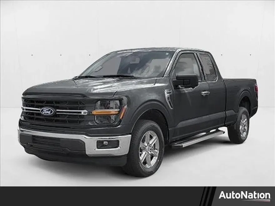 2025 Ford F-150 XLT photo 1