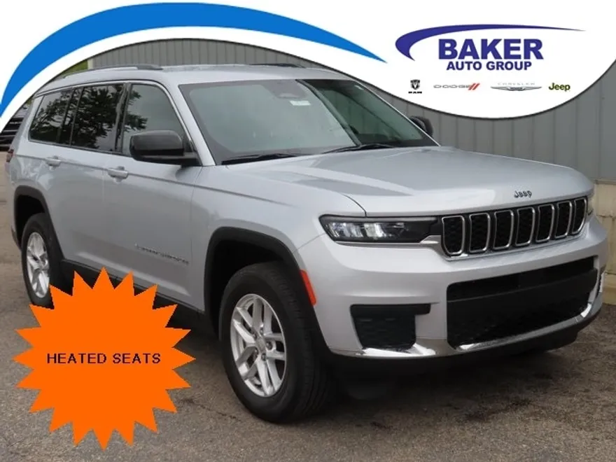 2022 Jeep Grand Cherokee Laredo photo 1