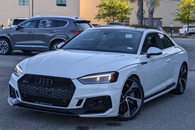 2018 Audi RS 5 photo 1