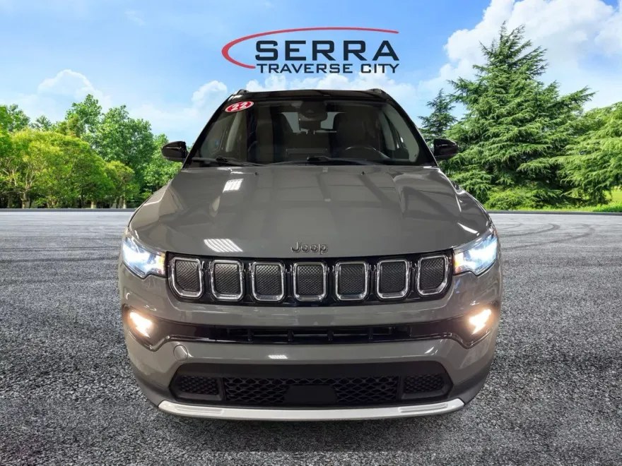 2022 Jeep Compass Limited photo 1