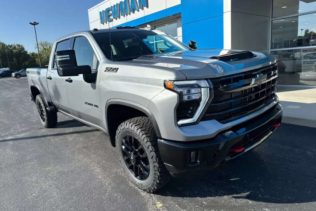 2026 Chevrolet Silverado 2500HD LTZ photo 1