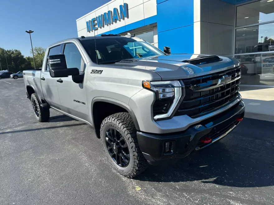 2026 Chevrolet Silverado 2500HD LTZ photo 1