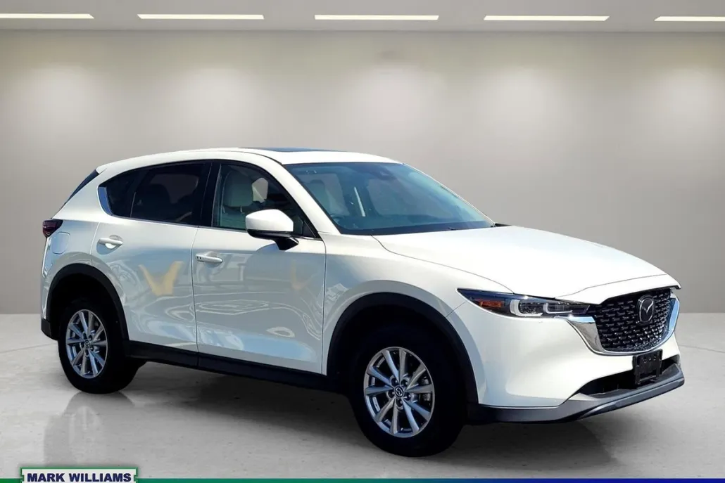2023 Mazda CX-5 2.5 S Preferred photo 1