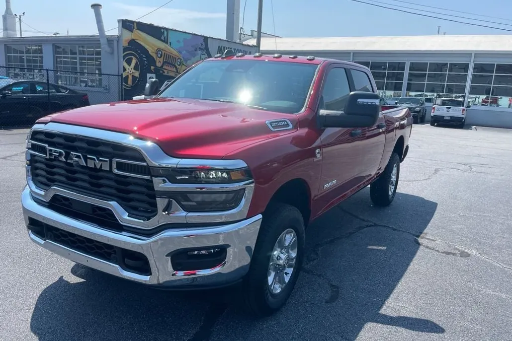 2025 Ram 2500 Big Horn photo 1