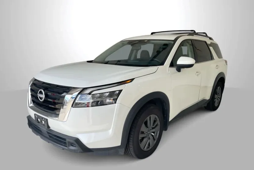 2022 Nissan Pathfinder SV photo 1