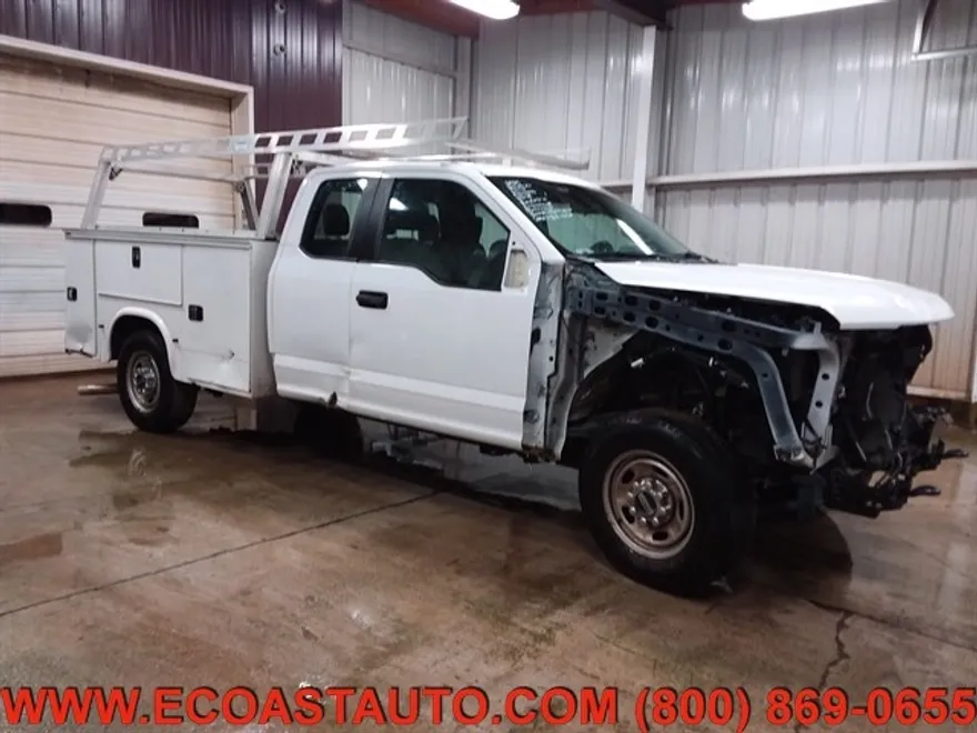 2020 Ford F-250 XL photo 1