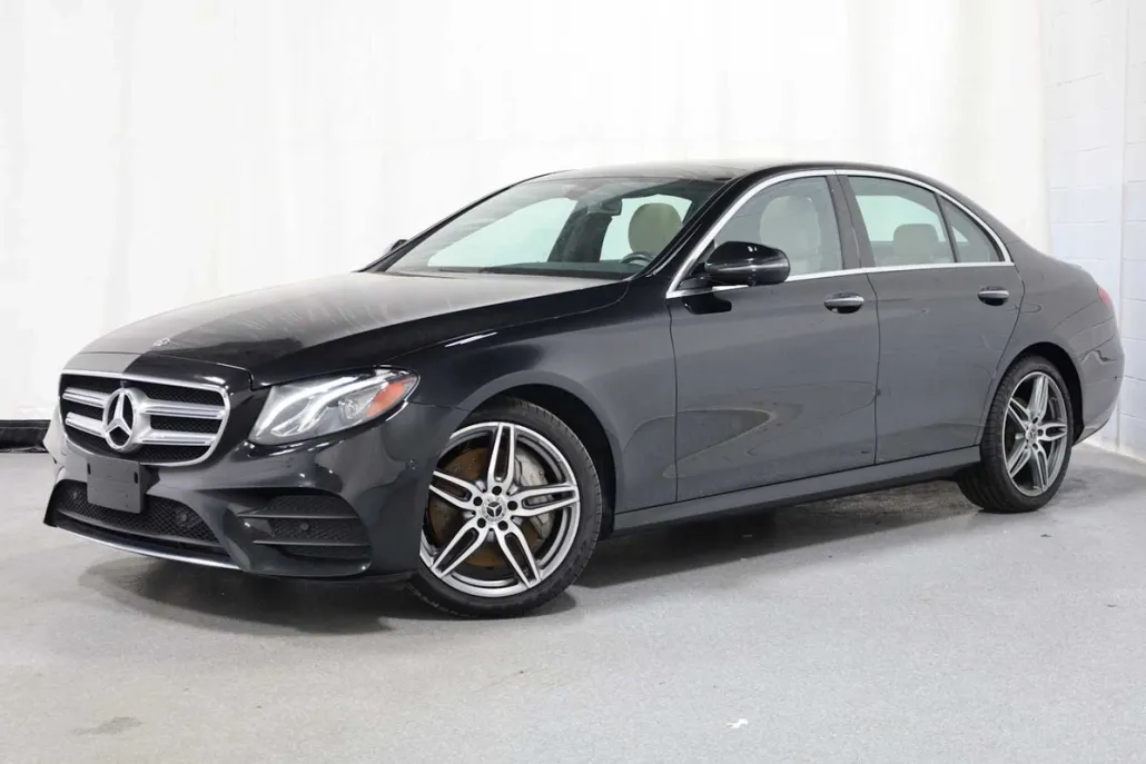 2020 Mercedes Benz E 350 4MATIC photo 1