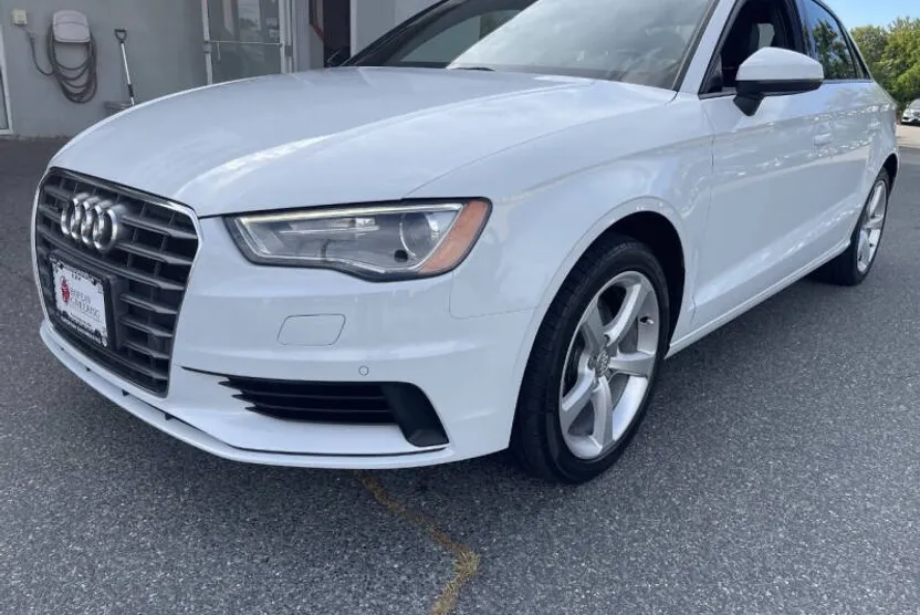 2016 Audi A3 2.0T Quattro Premium photo 1