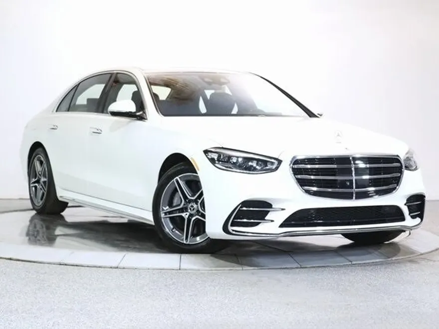 2024 Mercedes Benz S 580e 4MATIC photo 1